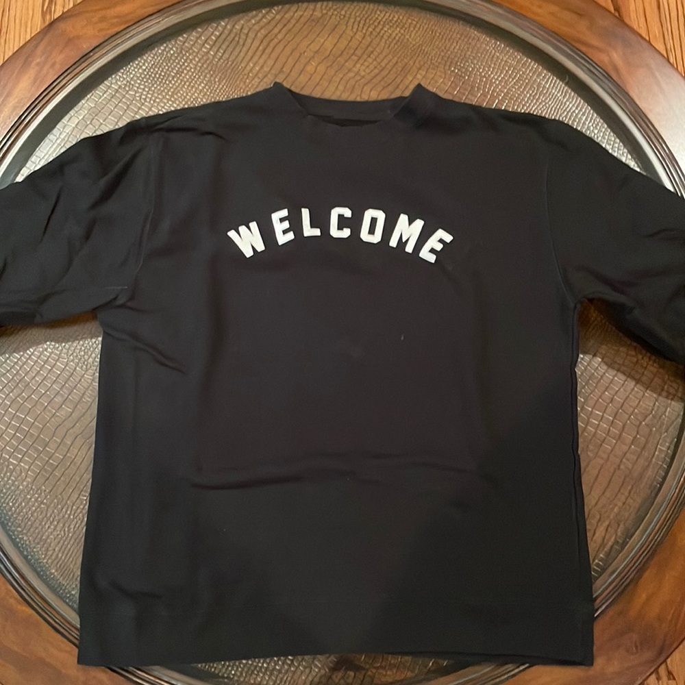 Black ‘Welcome’ Sweatshirt